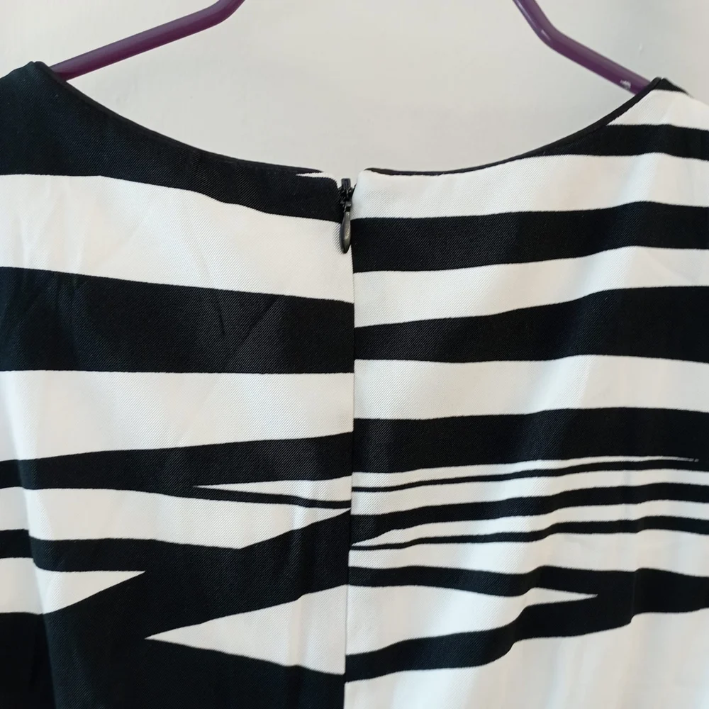 Bisou Bisou Paris Black and White Dress - Picture 13 of 15